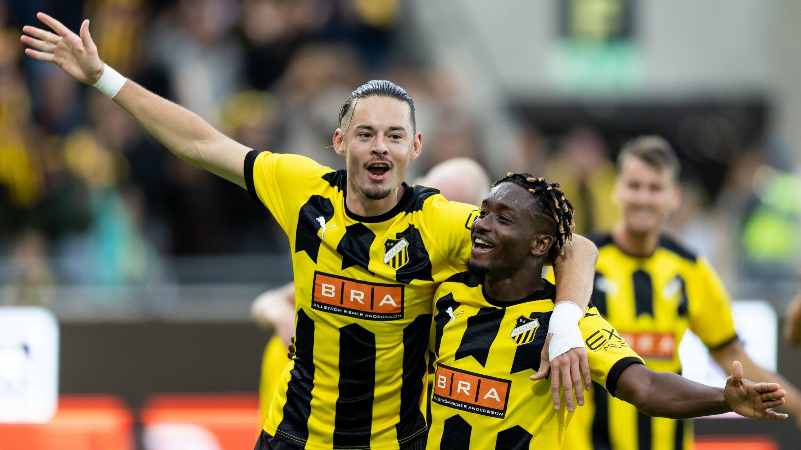 Tô bún chả hôm nay có gì: Soi kèo Halmstads vs Hacken, 21h30 ngày 20/7