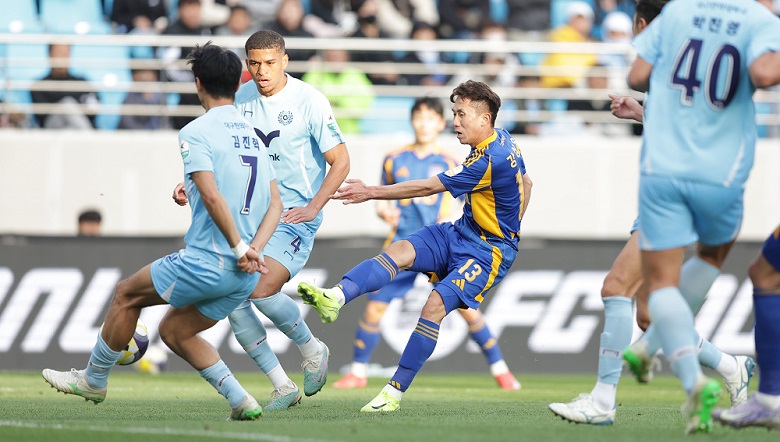Nhận định Ulsan HD vs Daegu, 17h00 ngày 12/07: Kịch bản quen thuộc